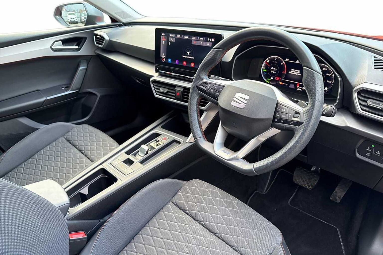 SEAT Leon 1.4 eHybrid 13kWh FR Hatchback 5dr Petrol Plug-in Hybrid DSG Euro 6 (s/s) (204 p