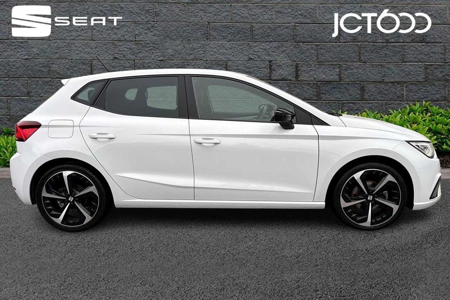 SEAT Ibiza 1.0 TSI FR Sport Hatchback 5dr Petrol Manual Euro 6 (s/s) (110 ps)