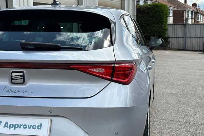SEAT Leon 2.0 TDI SE Dynamic Hatchback 5dr Diesel Manual Euro 6 (s/s) (115 ps)