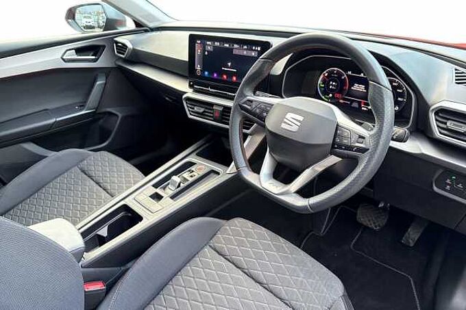 SEAT Leon 1.4 eHybrid 13kWh FR Hatchback 5dr Petrol Plug-in Hybrid DSG Euro 6 (s/s) (204 p