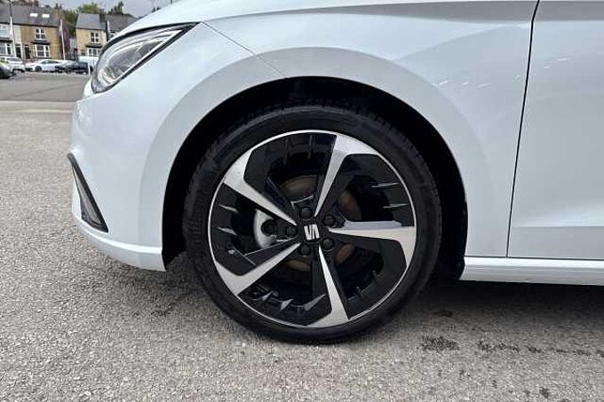 SEAT Ibiza 1.0 TSI FR Sport Hatchback 5dr Petrol Manual Euro 6 (s/s) (95 ps)