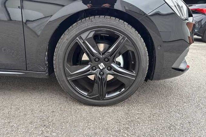 SEAT Leon 1.5 eTSI MHEV FR Black Edition Hatchback 5dr Petrol Hybrid DSG Euro 6 (s/s) (150