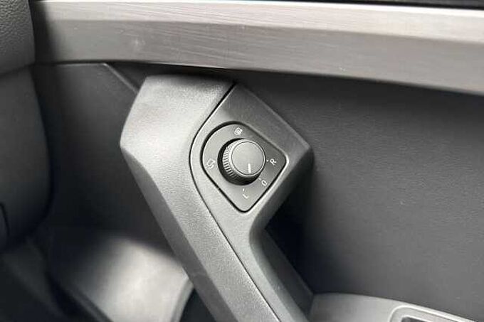 SEAT Ateca 1.5 TSI EVO FR Black Edition SUV 5dr Petrol Manual Euro 6 (s/s) (150 ps)